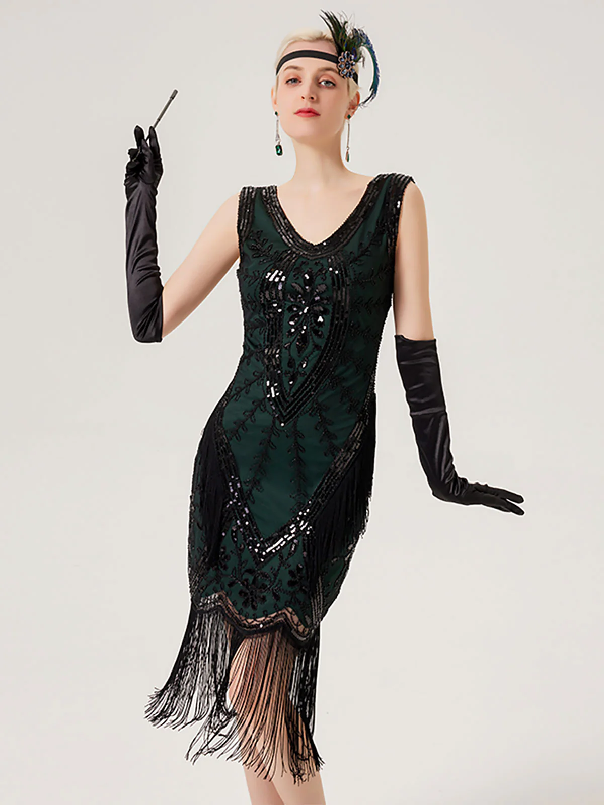 1920s Sequined Fringed Sleeveless Dress - Image 5