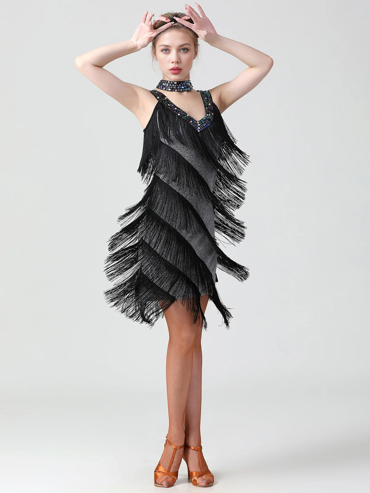 1920s Sequined Sleeveless Fringed Hem Dress - Image 2