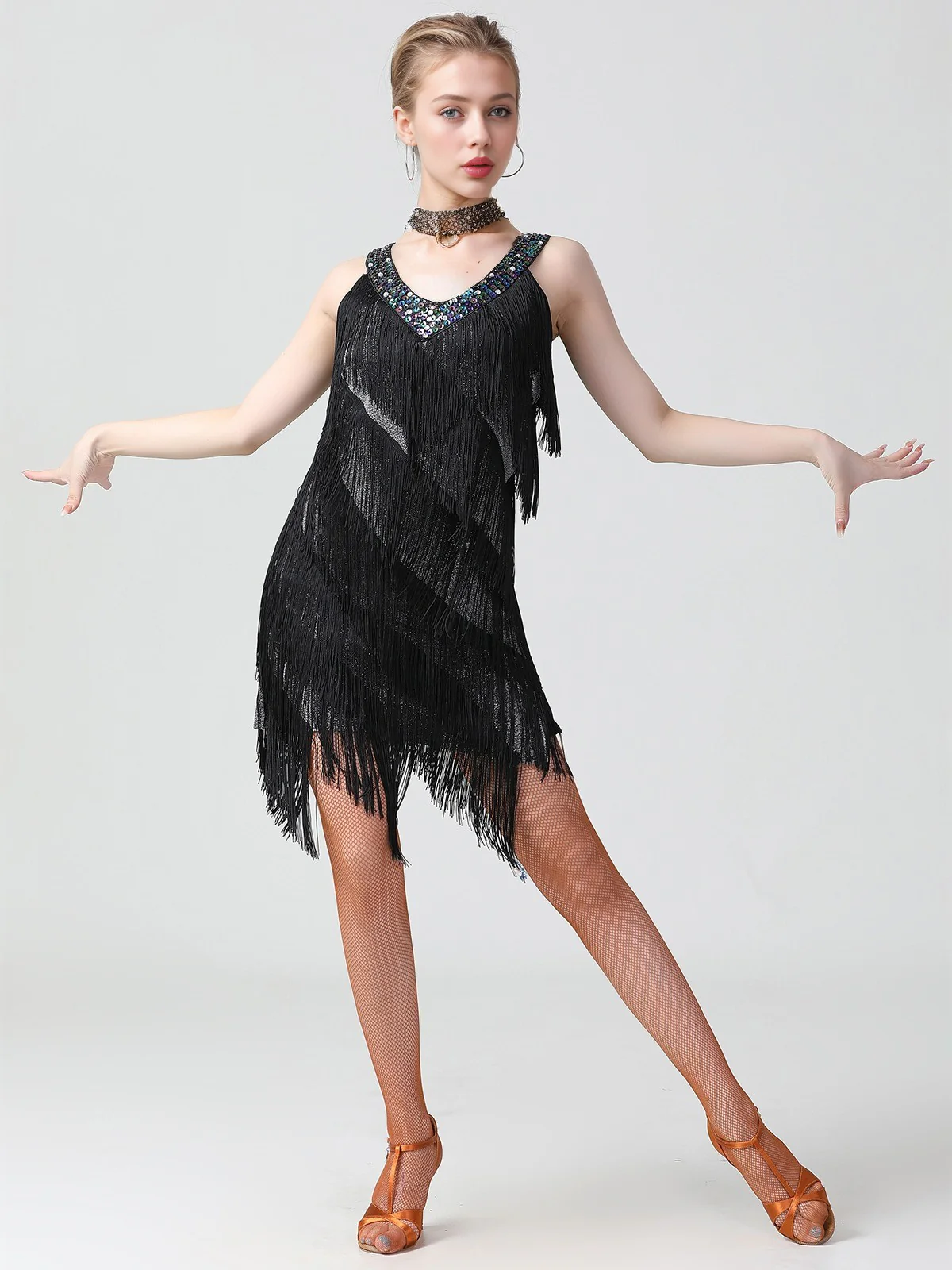 1920s Sequined Sleeveless Fringed Hem Dress - Image 3