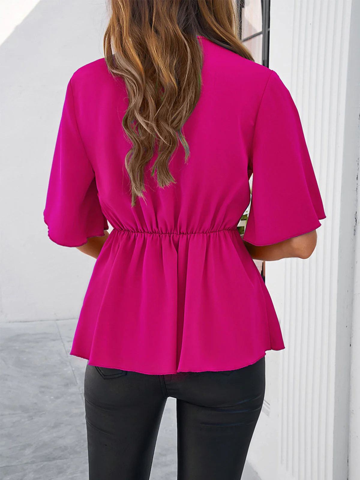 1930s Elegant Short-Sleeved Tie Waist Blouse - Image 13