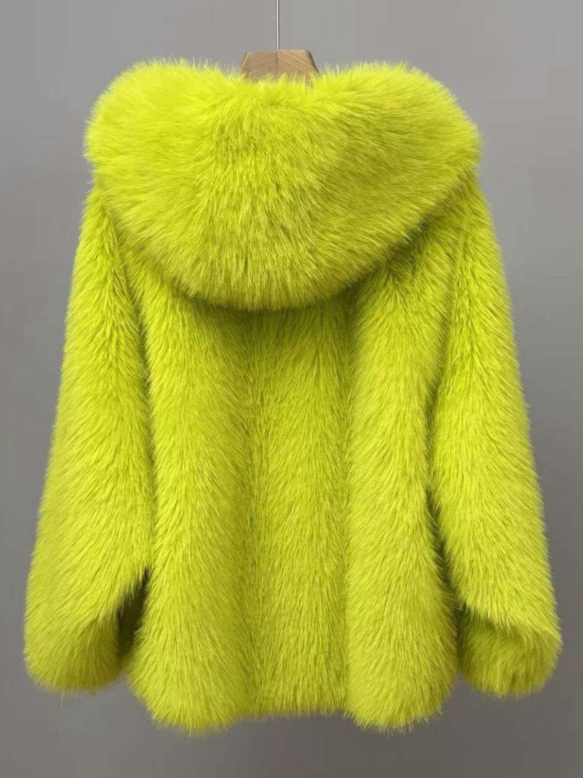 1930s Faux Fur Hooded Lapel Solid Coat - Image 3