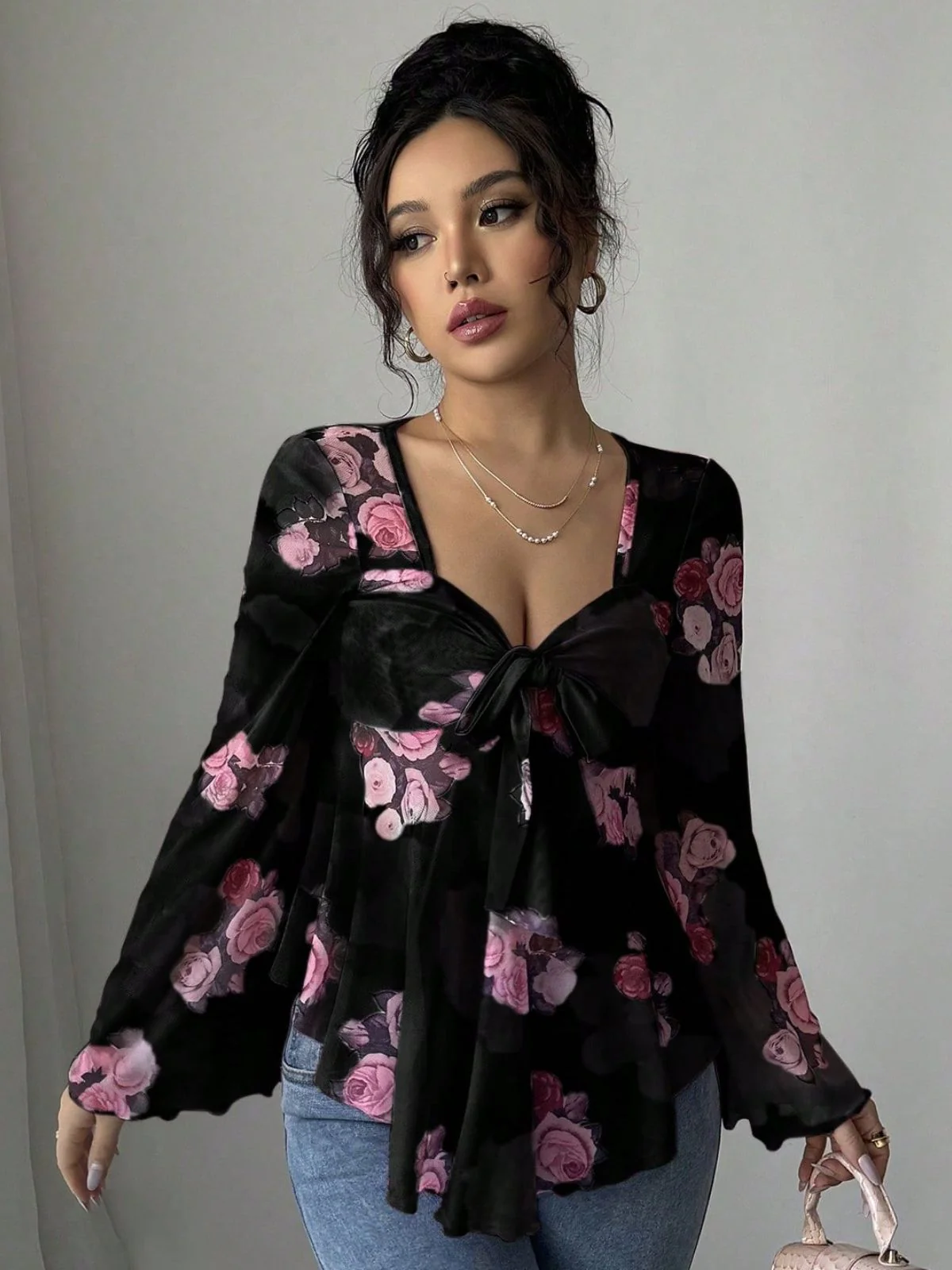 1930s Floral V-Neck Flare Chiffon Blouse - Image 6