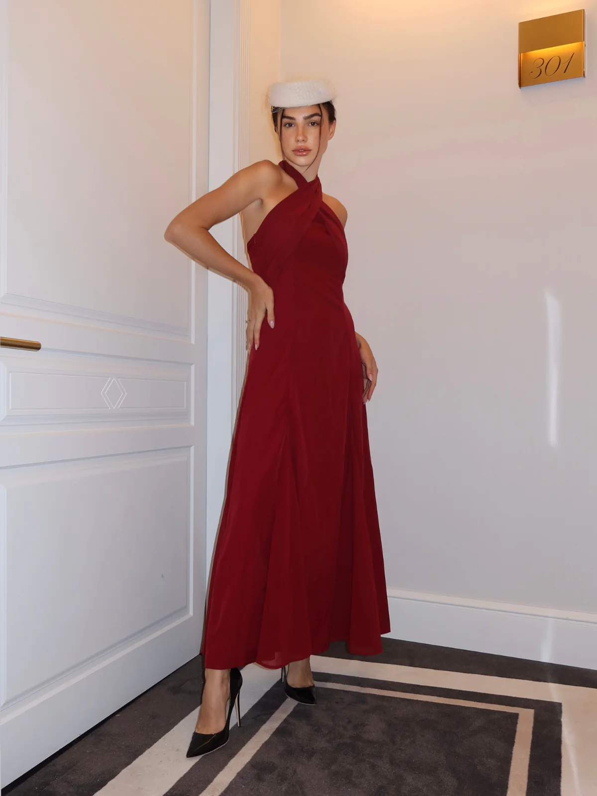 1930s Solid Chiffon Criss Cross Strapless Convertible Dress - Image 2