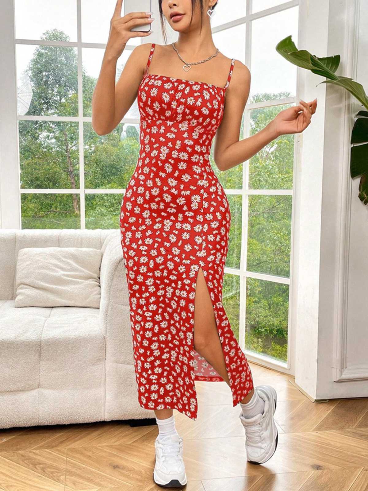 1930s Spaghetti Strap Daisy Slit Dress - Image 3
