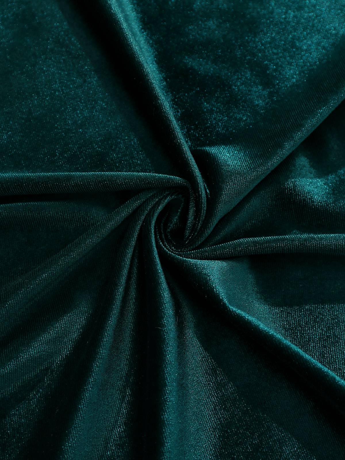 1930s Velvet Off-Shoulder Ruched Side-Slit Dress - Image 7