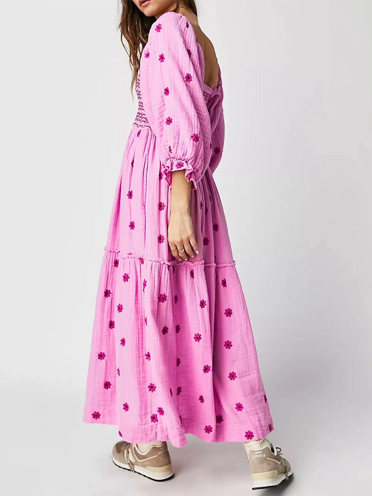 1940s Embroidered Floral Lantern Sleeve Dress - Image 16
