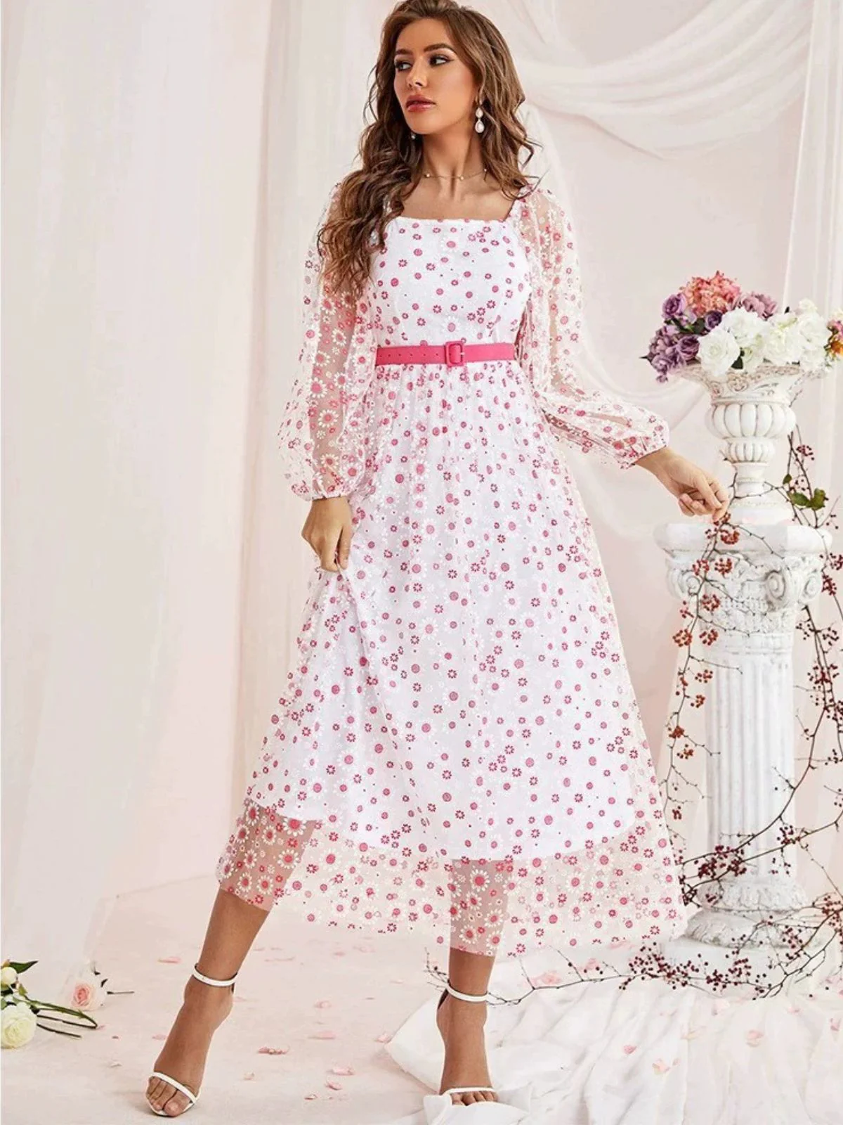 1940s Floral Illusion Square Neck Belt Dress - Image 4