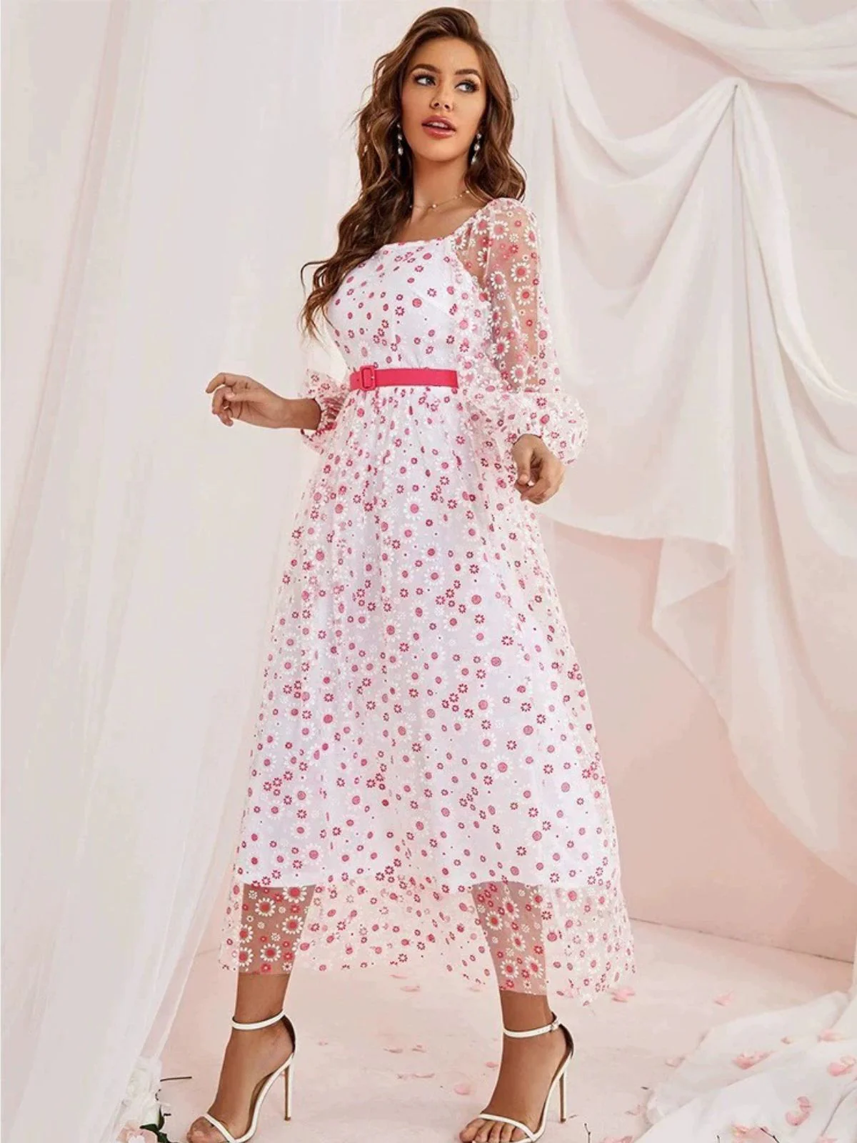 1940s Floral Illusion Square Neck Belt Dress - Image 6