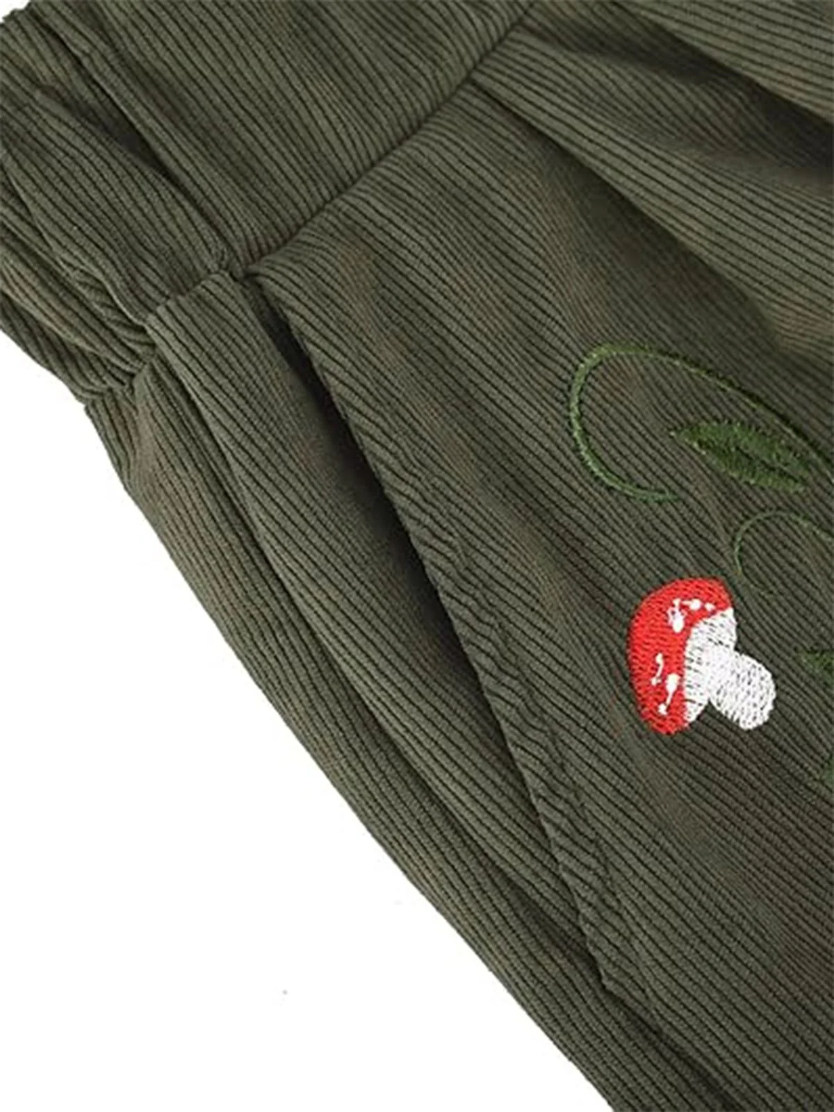 1940s Mushroom Embroidered Corduroy Shorts - Image 3