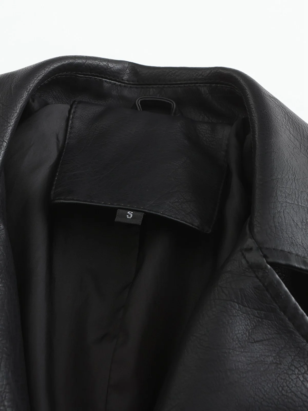 1940s Solid Lapel Leather Trench Coat - Image 10