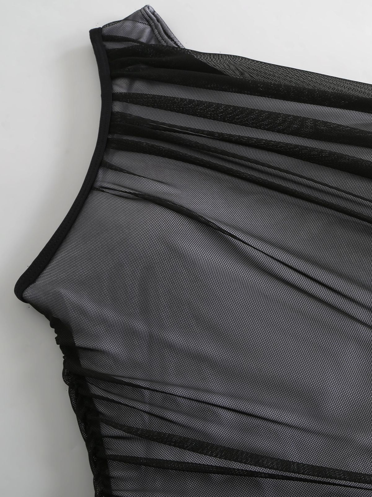 1940s Solid Mesh Pleated One-Shoulder Swimsuit - Image 3