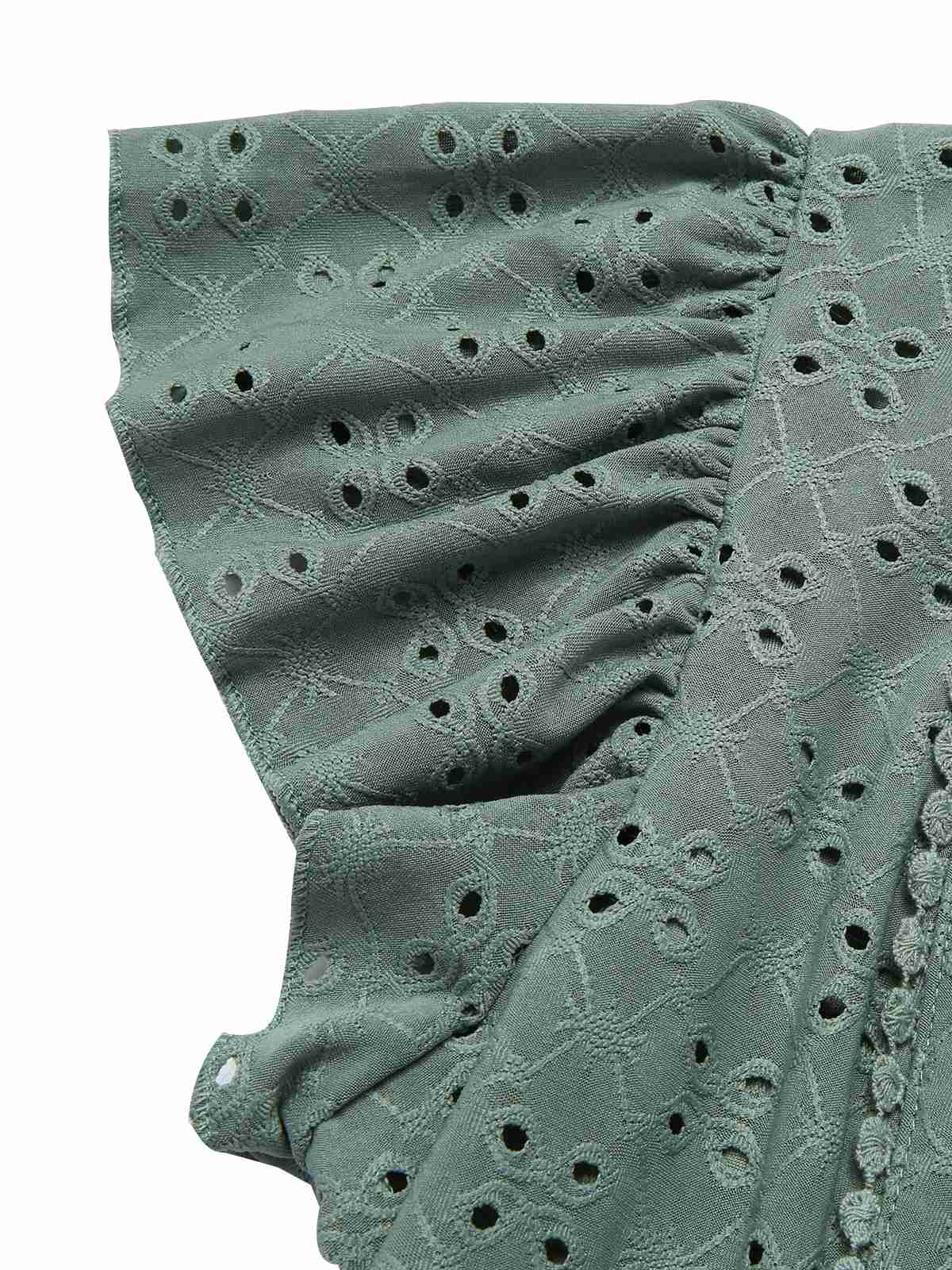 1940s Tie Front Eyelet Embroidered Blouse - Image 17