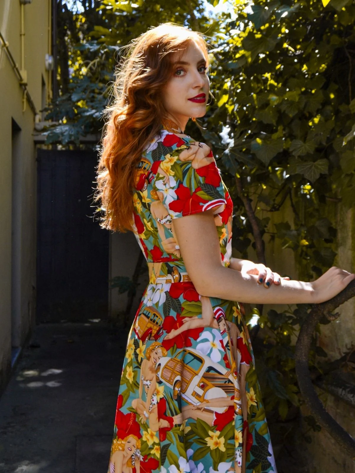 1950s Bikini Girls Swing Dress - Image 3