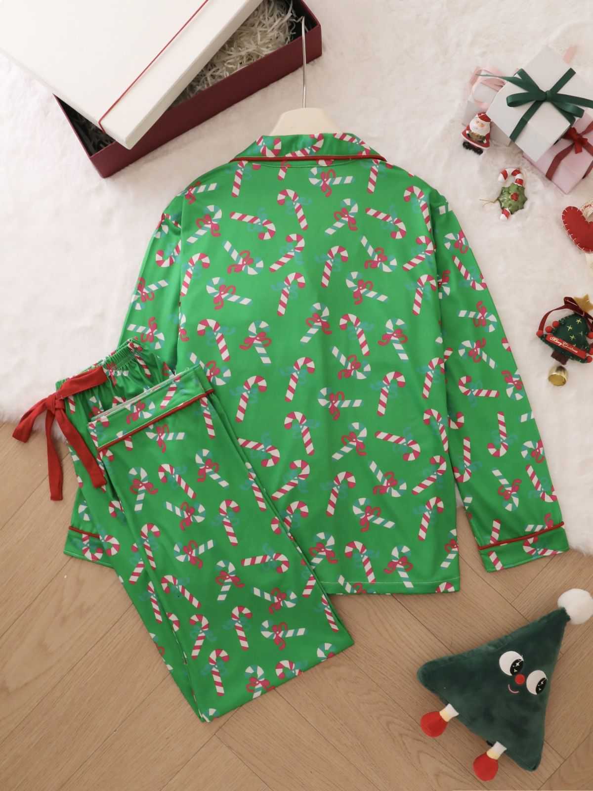 1950s Christmas Candy Cane Pajama Set - Image 4