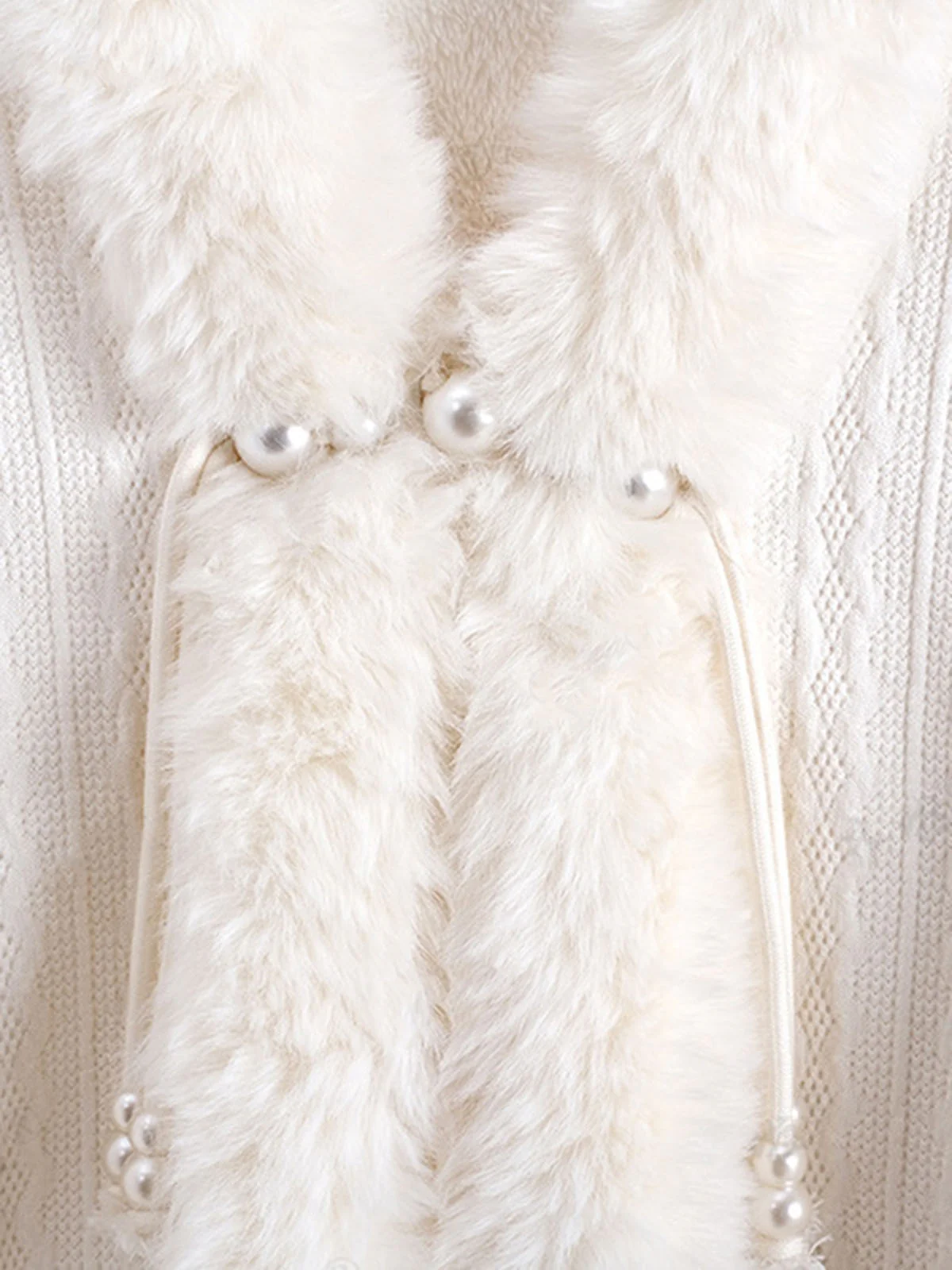 1950s Christmas Knitted Pearl Fur Trim Shawl - Image 8