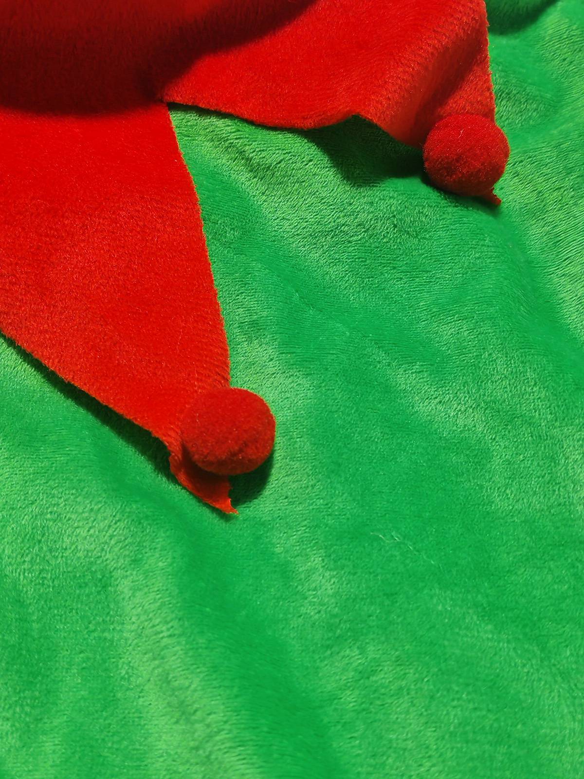 1950s Christmas Pom Pom Hooded Cape - Image 4