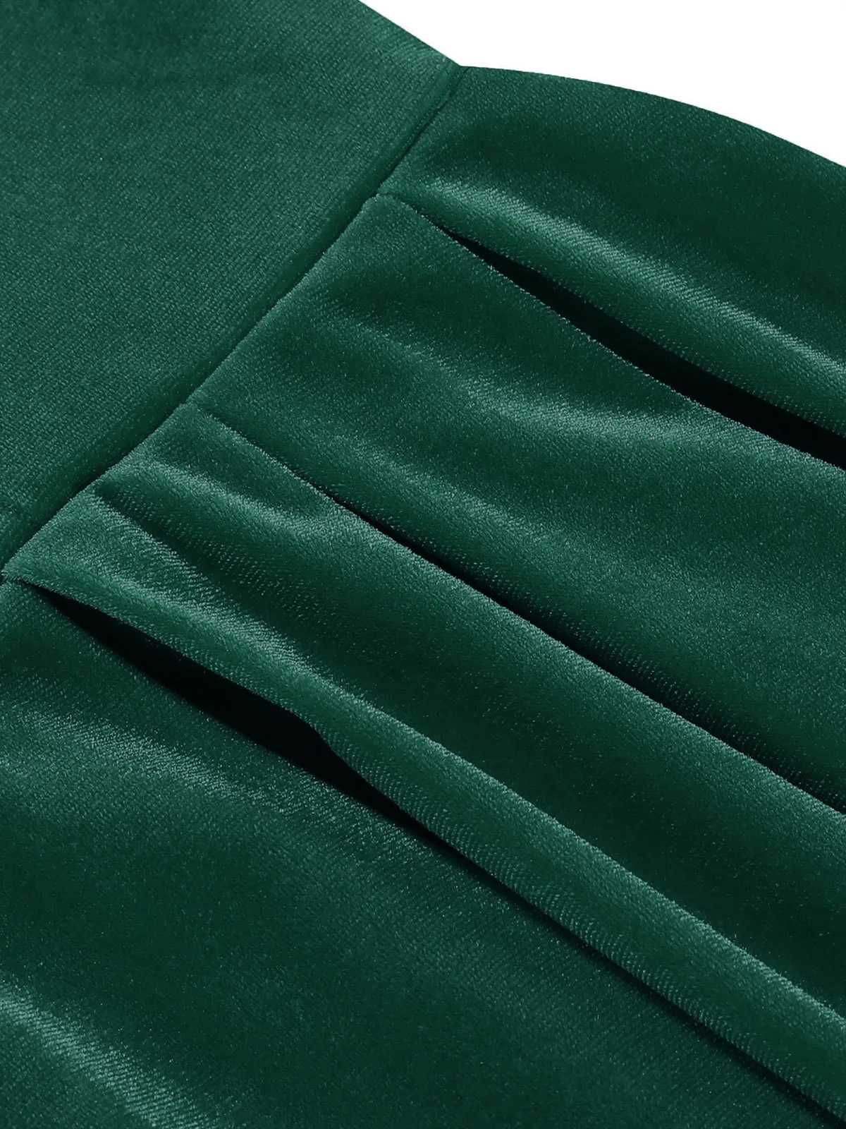 1950s Christmas Velvet Square Neck Long Sleeve Dress - Image 10
