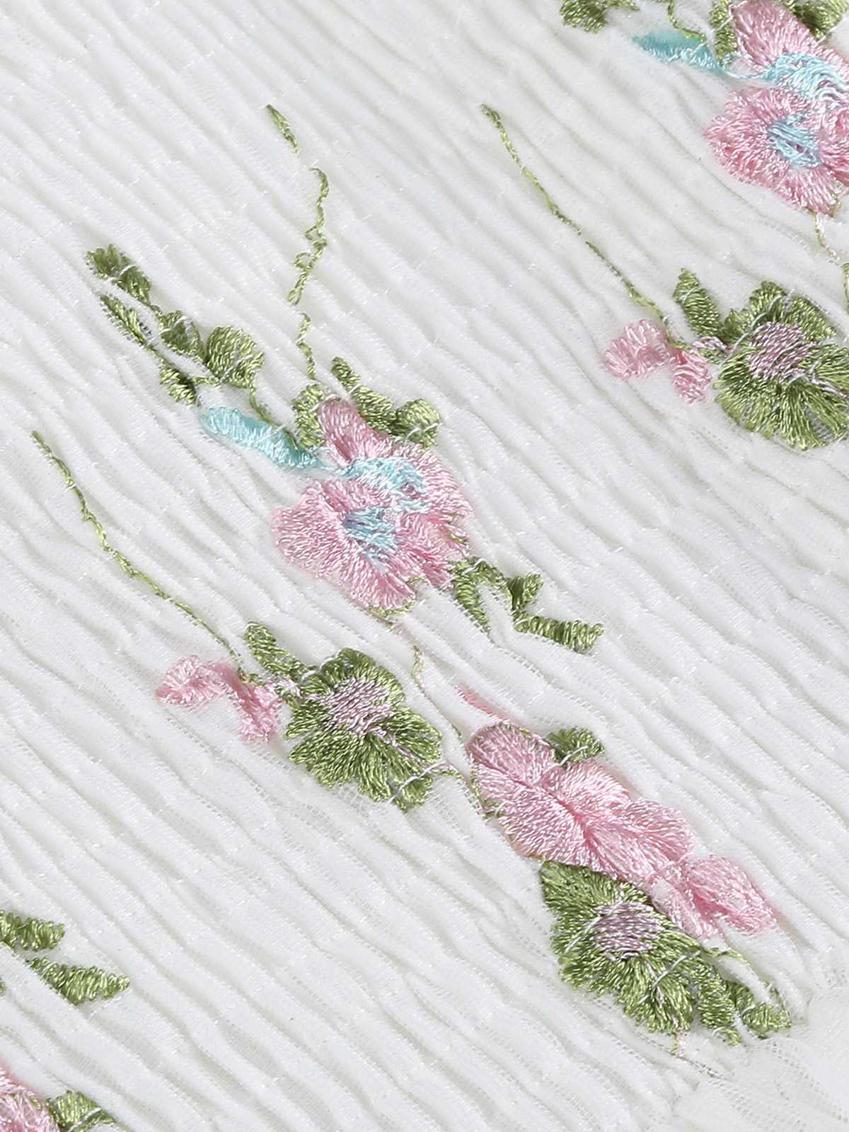 1950s Embroidered Flowers Mesh Puff Sleeve Dress - Image 9