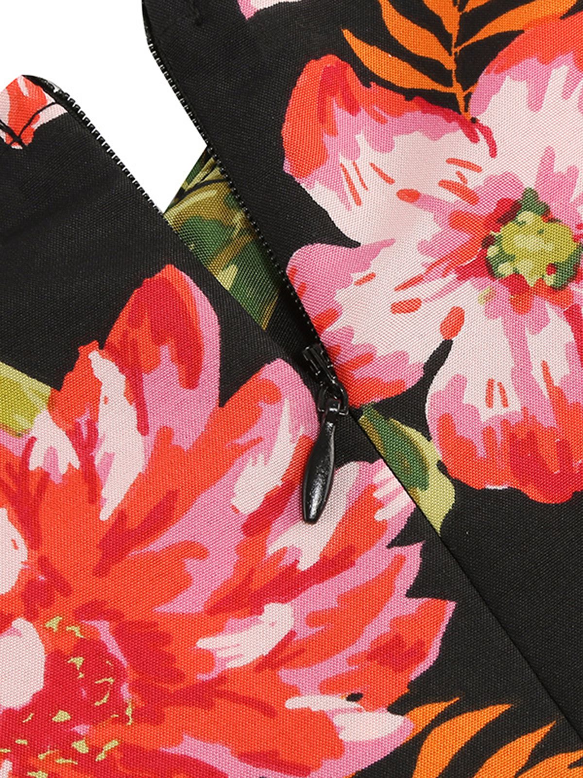 1950s Floral Hepburn Elegant Vintage Dress - Image 4