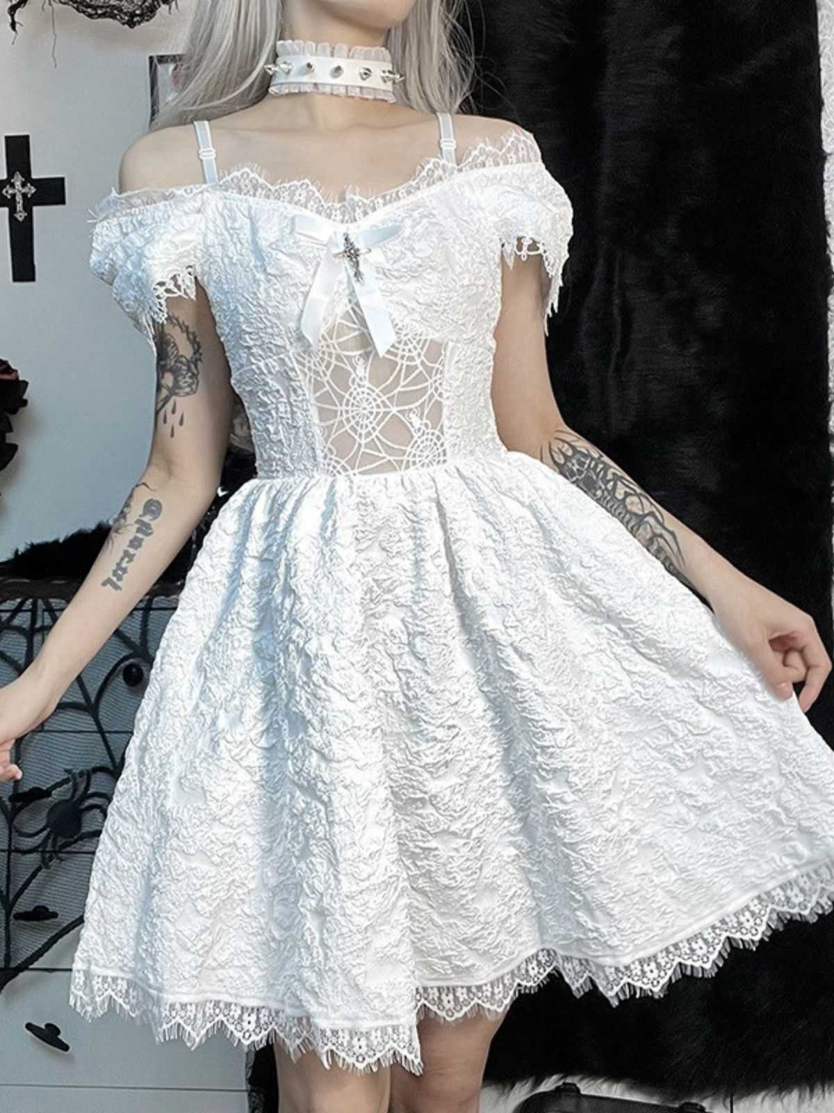 1950s Halloween Spider Web & Cross Textured Dress - Image 8