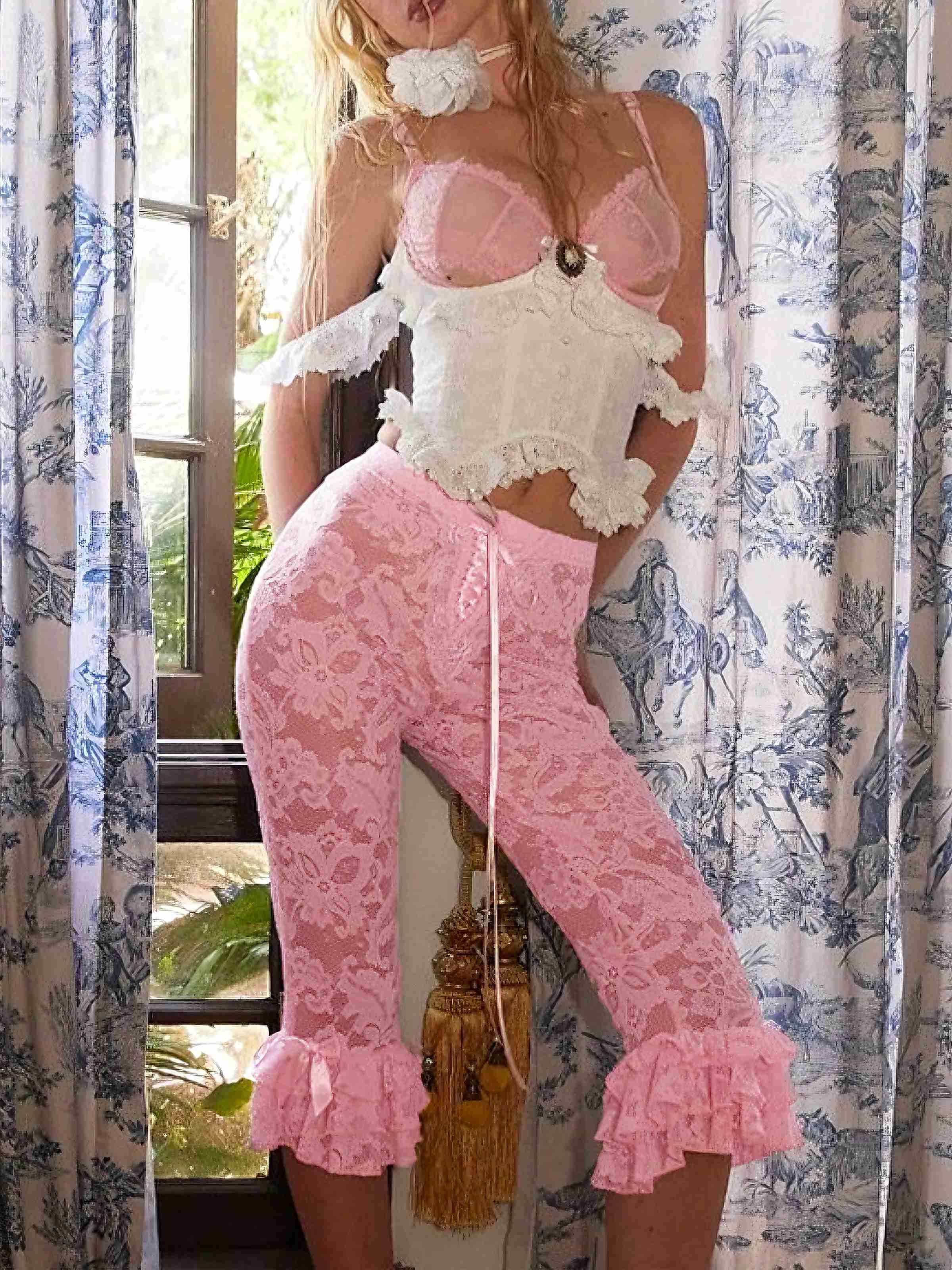 1950s Retro Lace Ruffles Capri Pants - Image 6