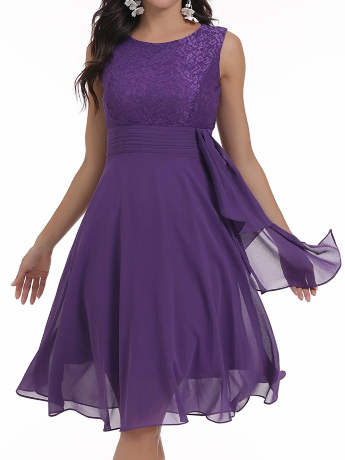 1950s Solid Lace Sleeveless Swing Dress - Image 3