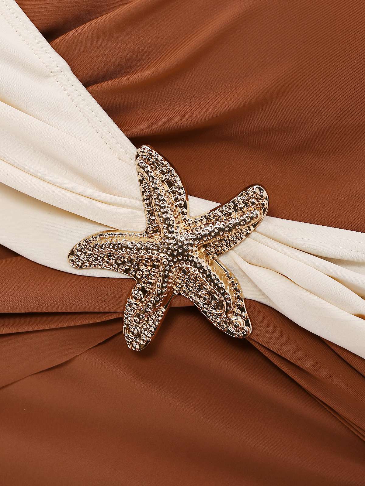 1950s Starfish V-Neck Tummy Control One-Piece Swimsuit - Image 11