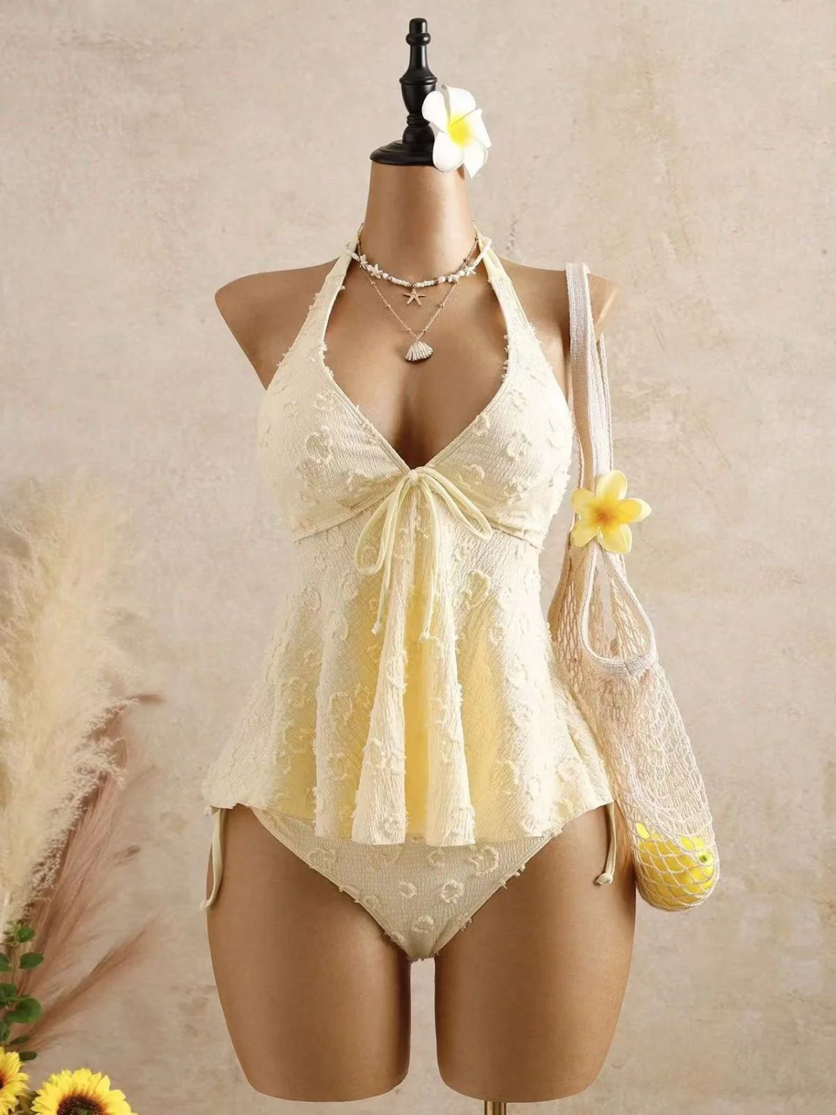 1950s Textured Floral Halter Deep V Tankini Set - Image 3