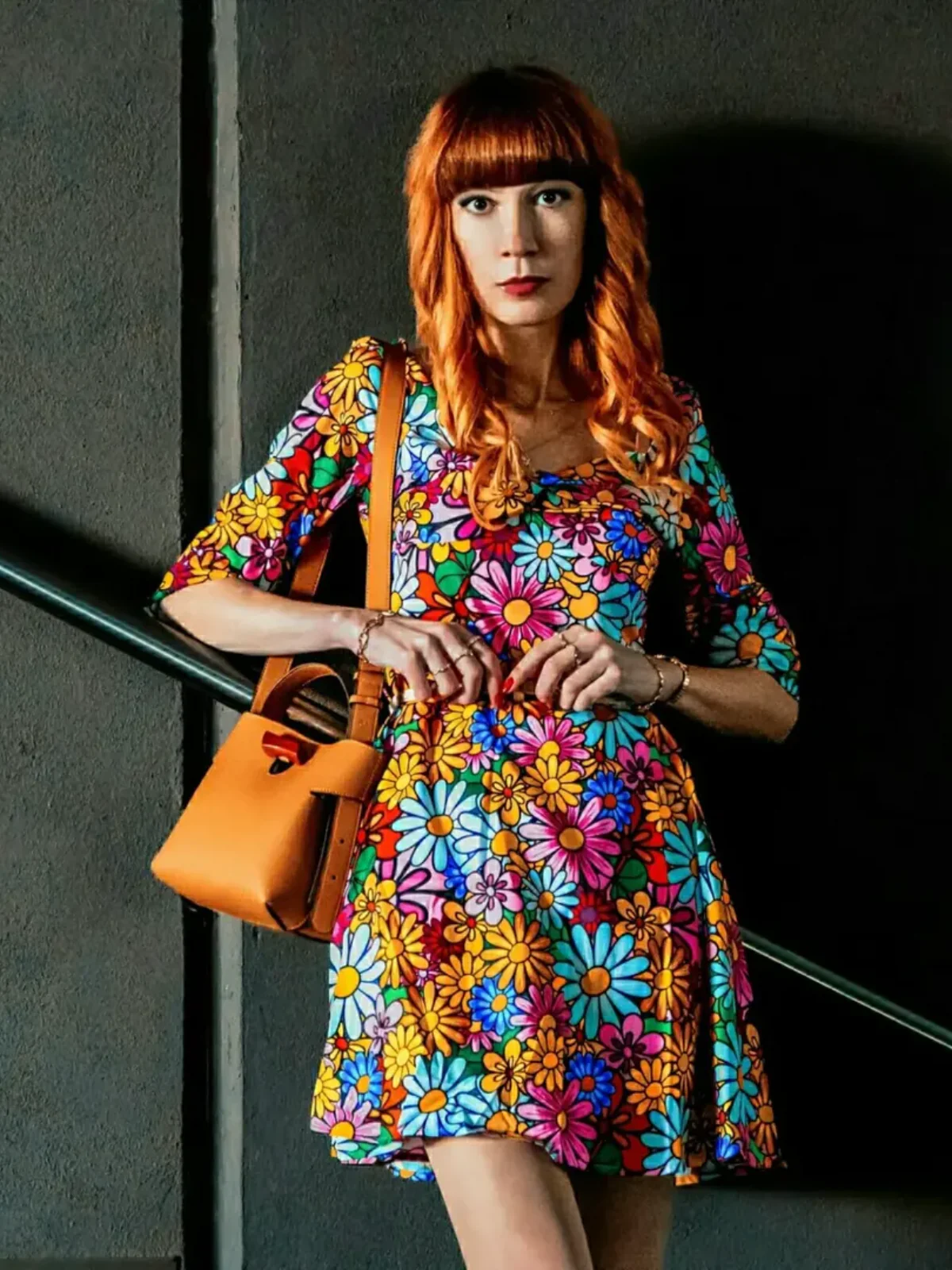 1960s Flare Sleeve Colorful Daisy Dress - Image 3