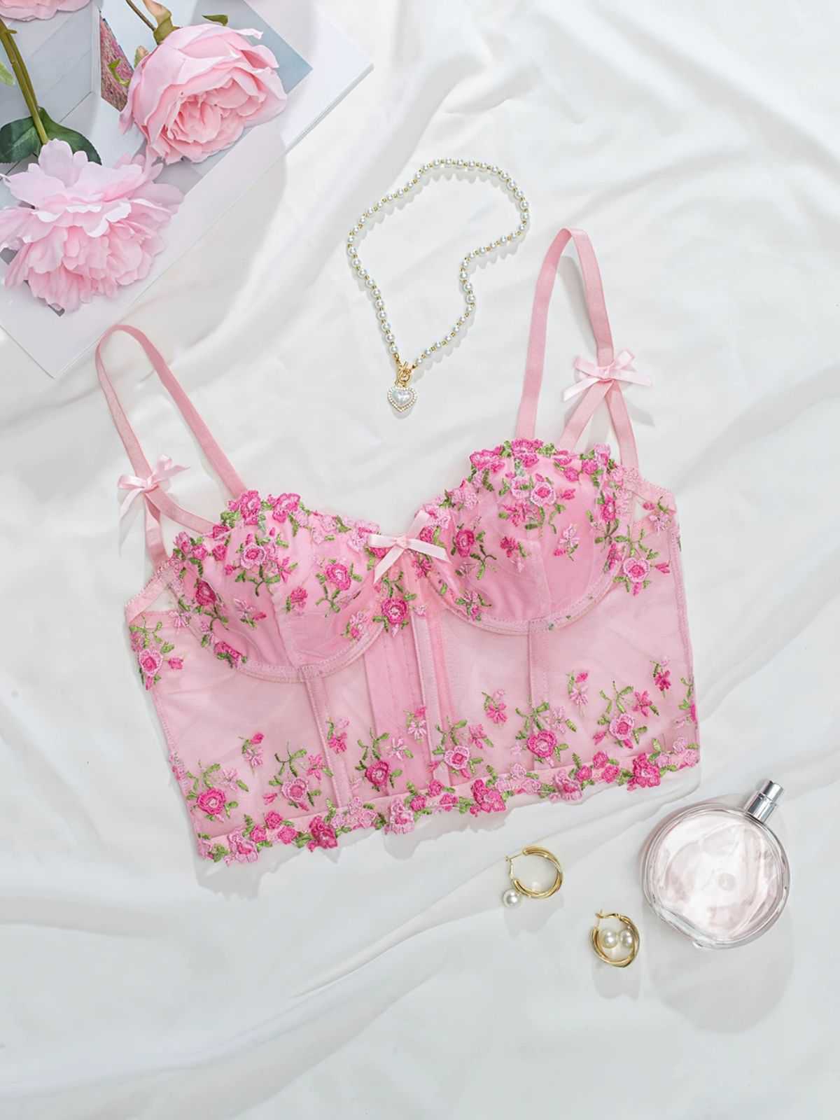 1960s Floral Embroidered Bow Underwire Lingerie - Image 2