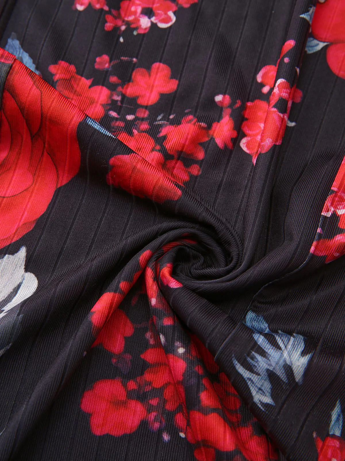 1960s French Tea Floral Off-Shoulder Bodycon Dress - Image 7
