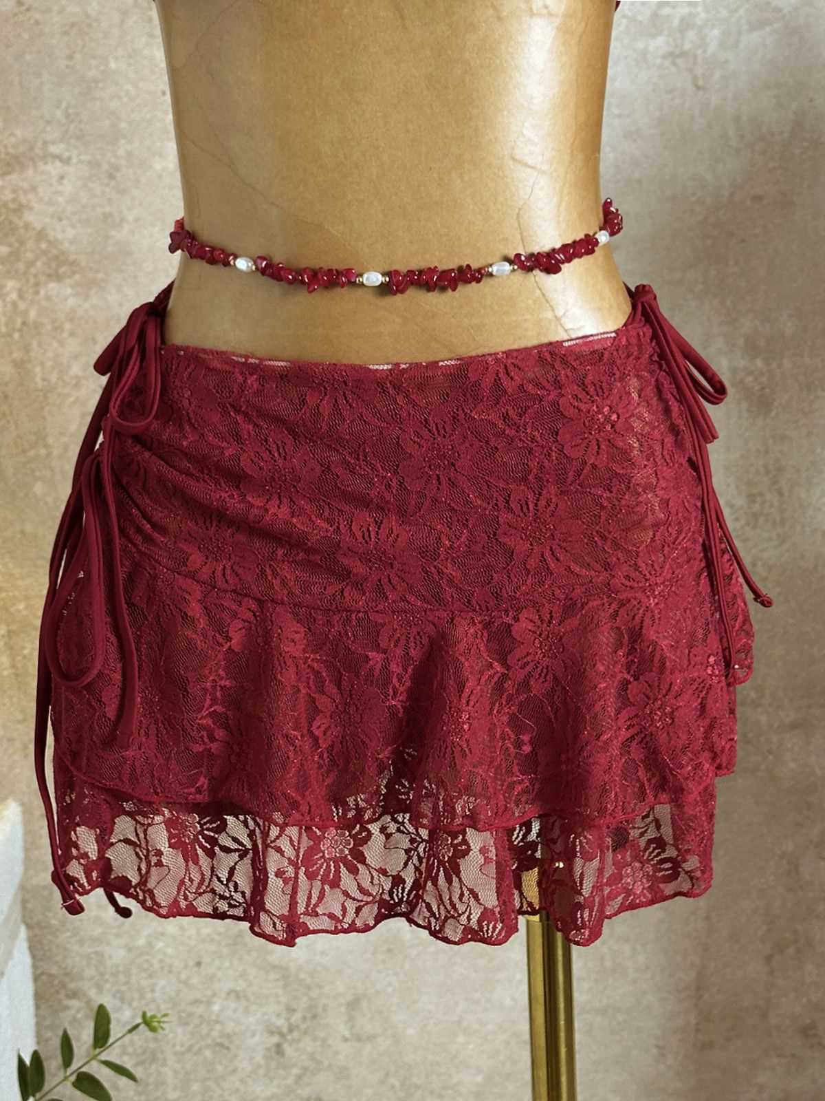 1960s Ruffled Halter Bikini Set & Floral Lace Cover-Up - Image 5
