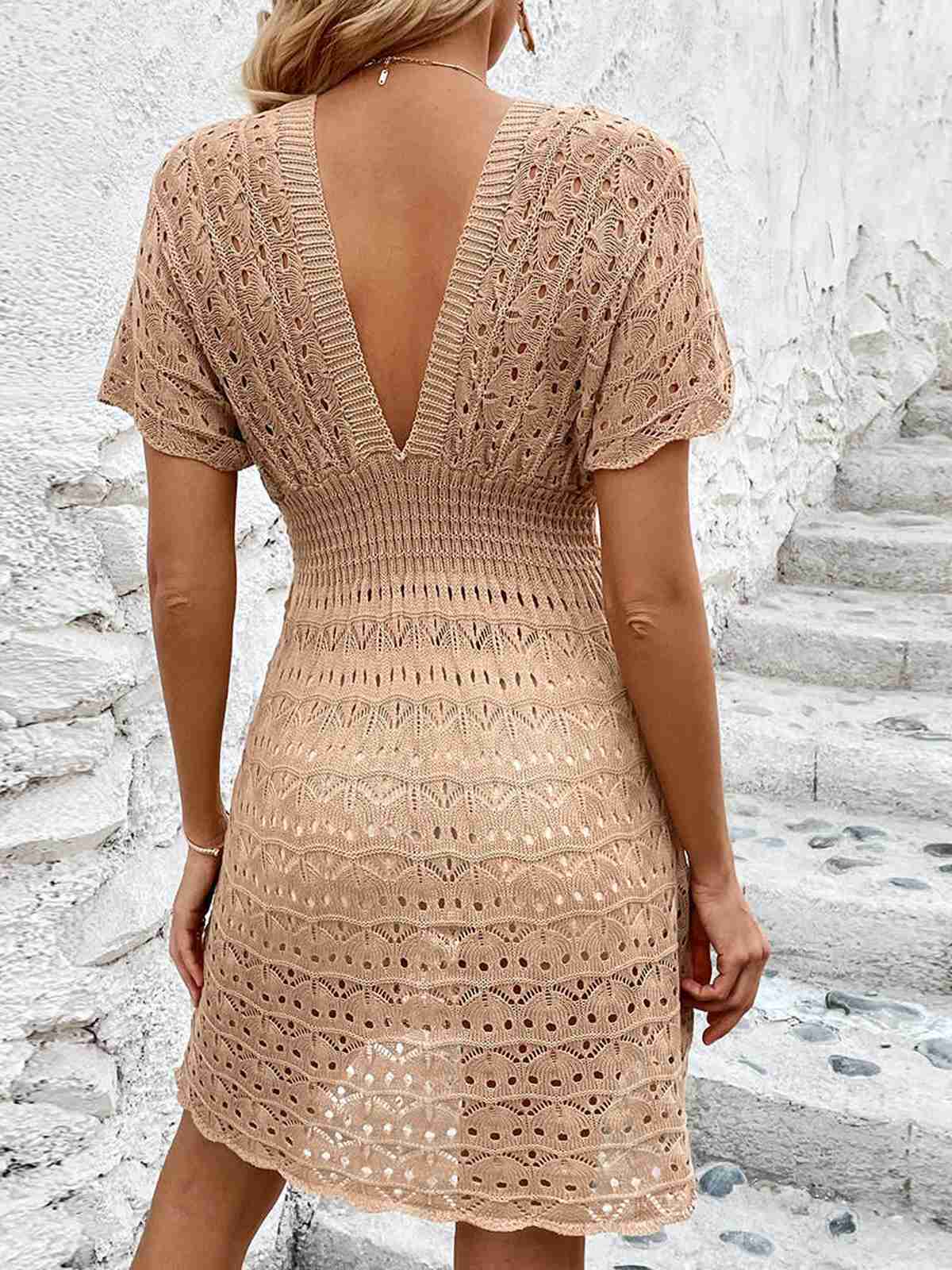 1960s Solid Deep V-Neck Crochet Cover-Up - Image 10