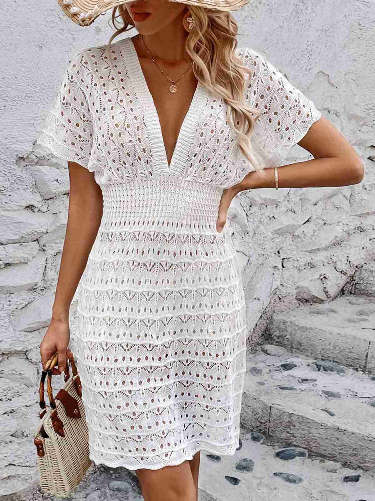 1960s Solid Deep V-Neck Crochet Cover-Up - Image 6