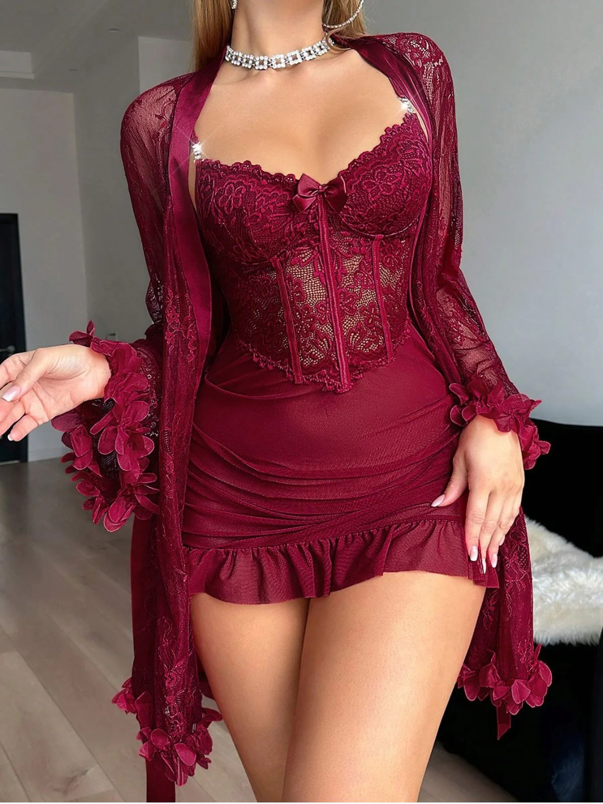 1960s Spaghetti Strap Lace Belted Sleepwear Set - Image 10