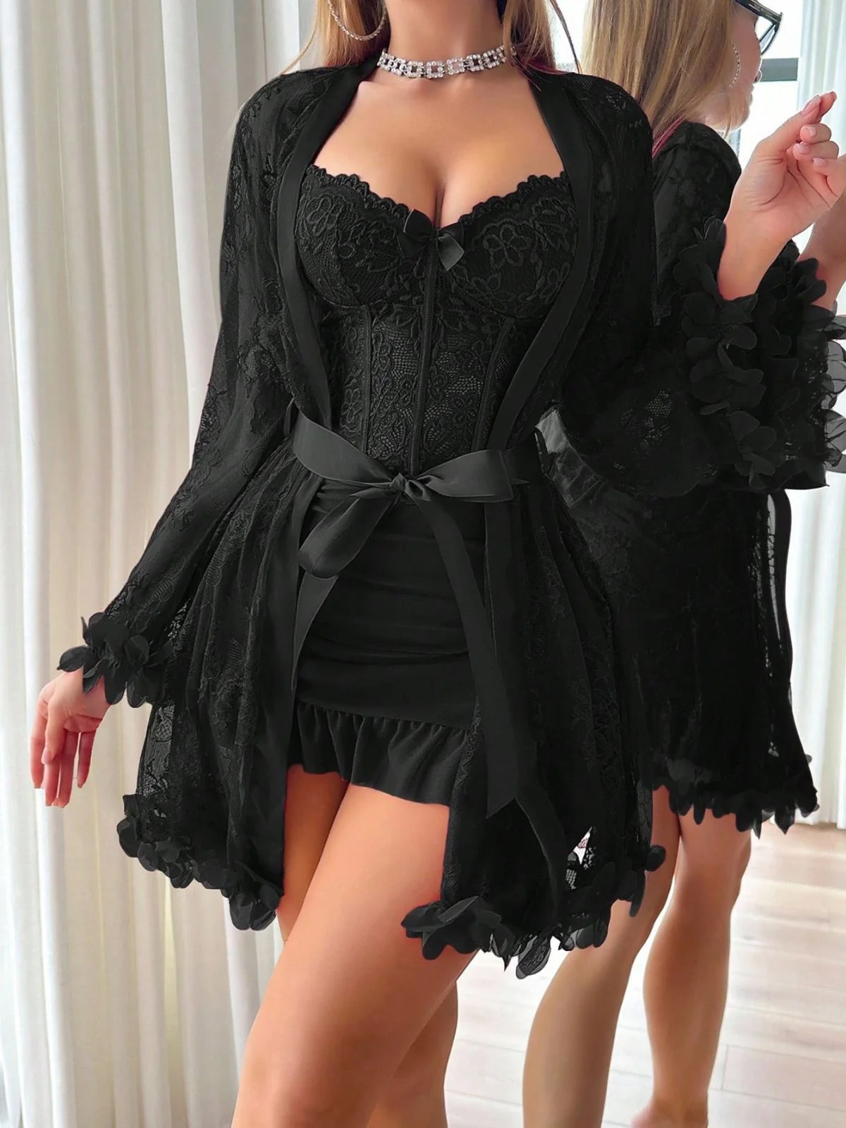 1960s Spaghetti Strap Lace Belted Sleepwear Set - Image 5