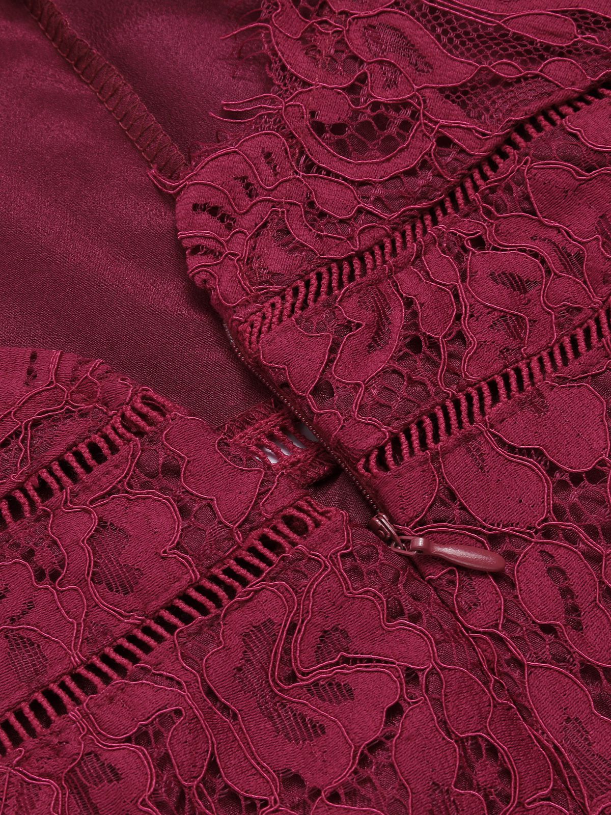 1960s Spaghetti Strap V-Neck Lace Jumpsuit - Image 5