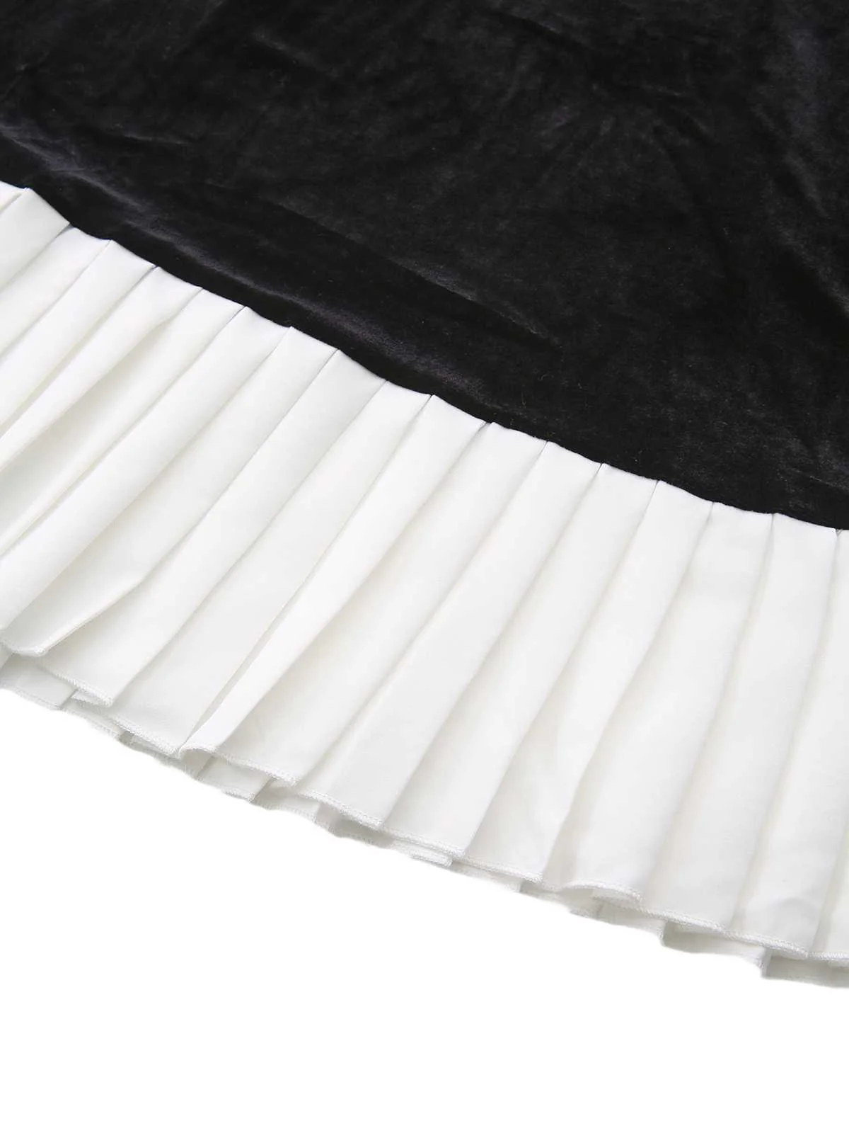1960s Sweetheart Neck Contrast Velvet Pleated Hem Dress - Image 4