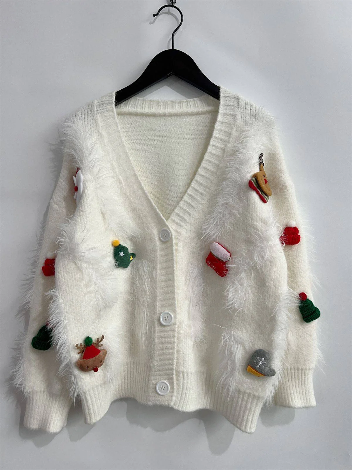 1970s 3D Christmas Print Fluffy Knit Button Cardigan - Image 13
