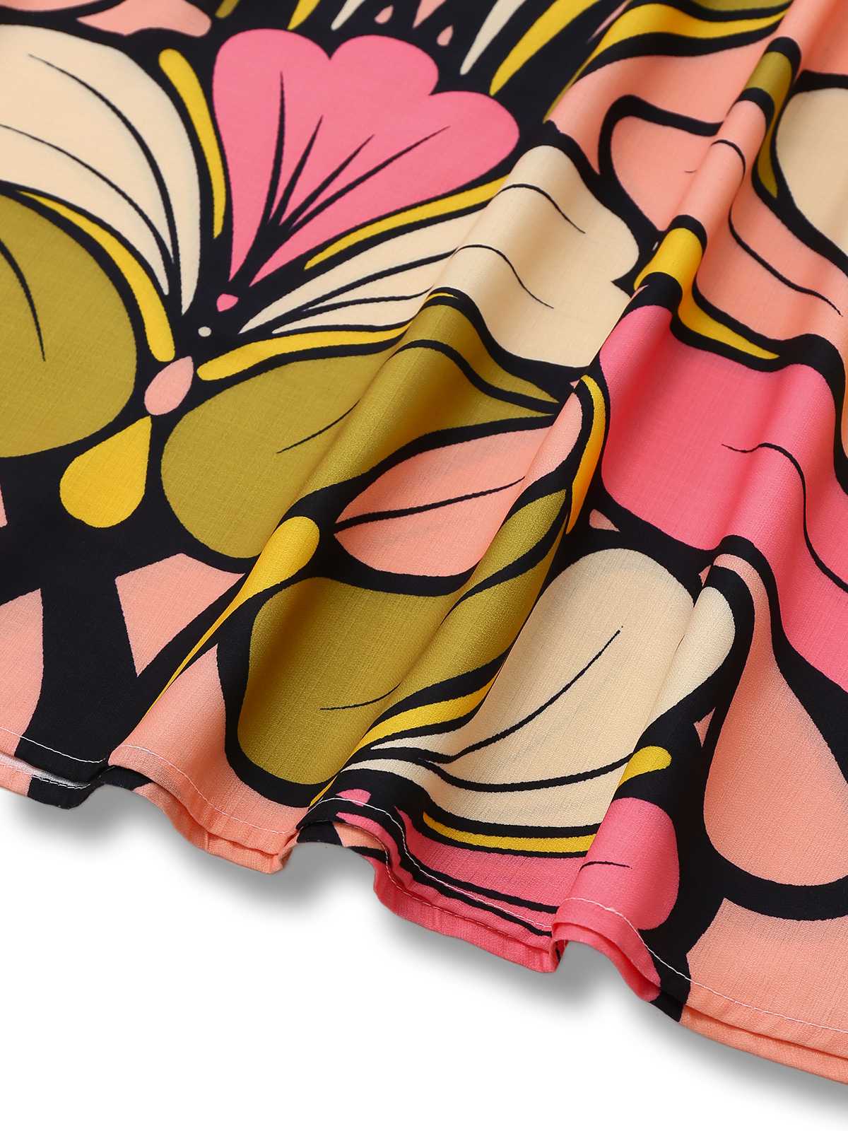 1970s Boho Halter Floral Belted Backless Dress - Image 5
