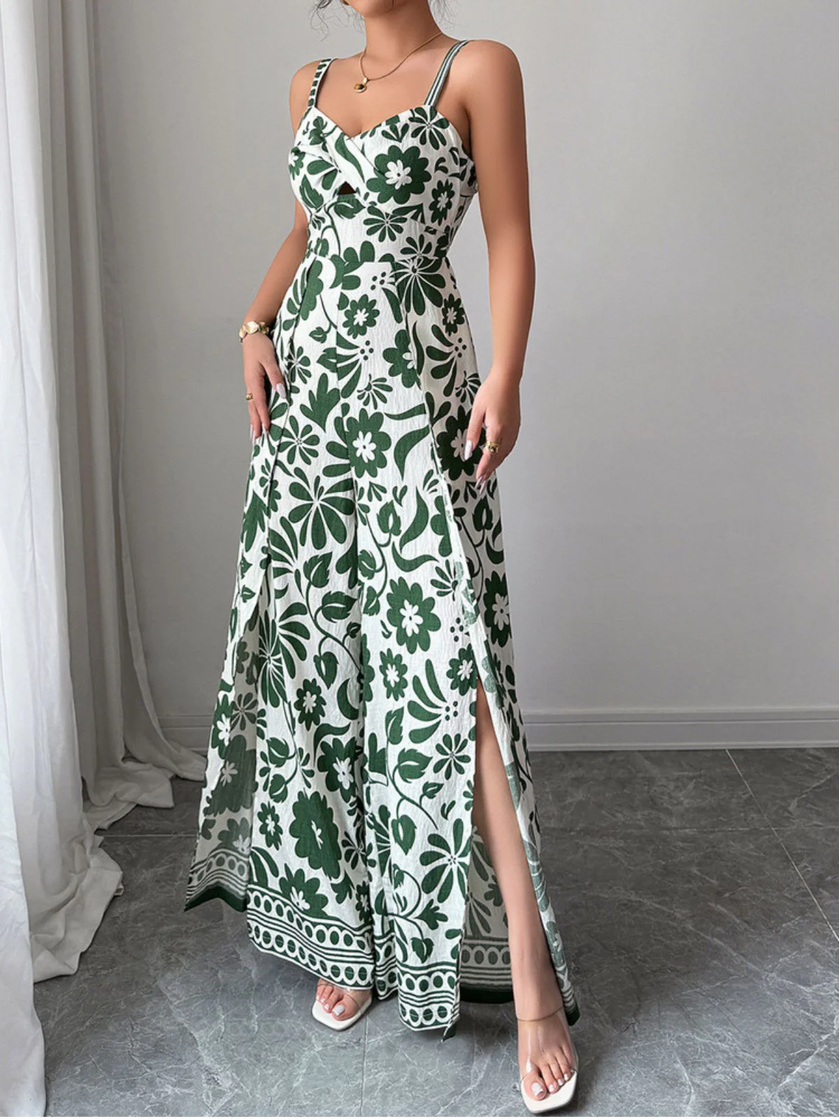 1970s Floral Boho Style Suspender Jumpsuit - Image 10