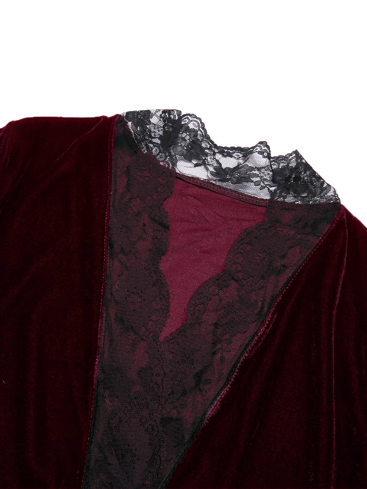 1970s Lace Trim Velvet Lounge Night Robe - Image 8