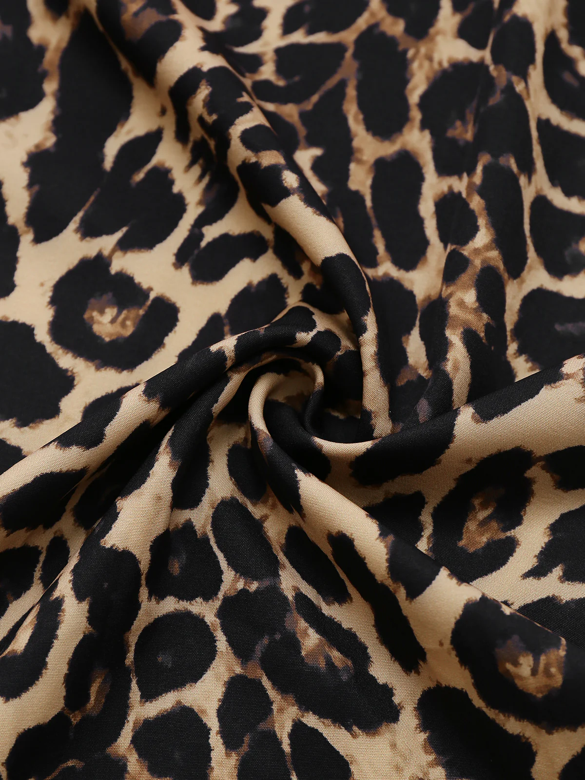 1970s Lapel Leopard Sleeveless Belted Jumpsuit - Image 4