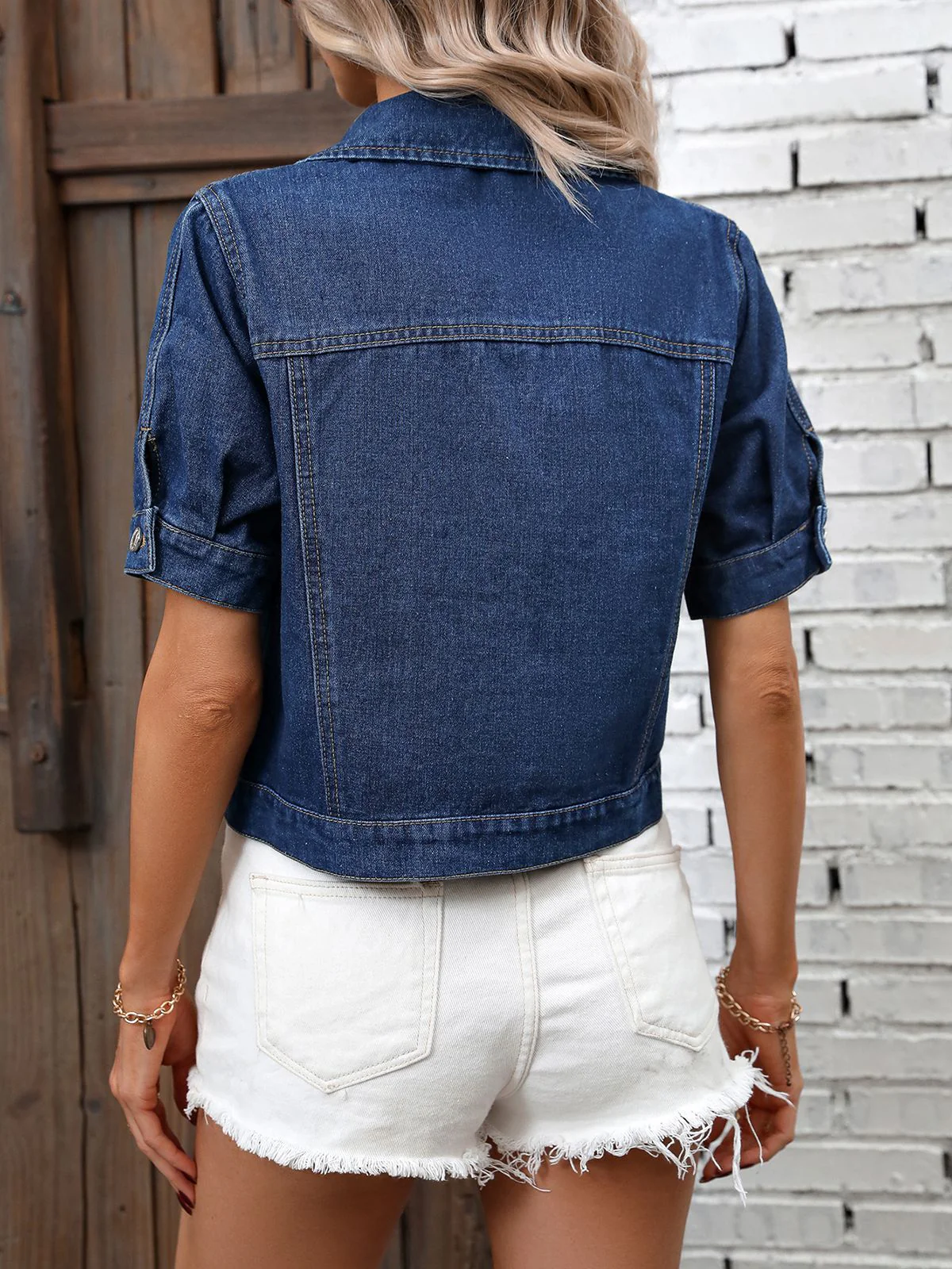 1970s Short Vintage Denim Jacket - Image 3