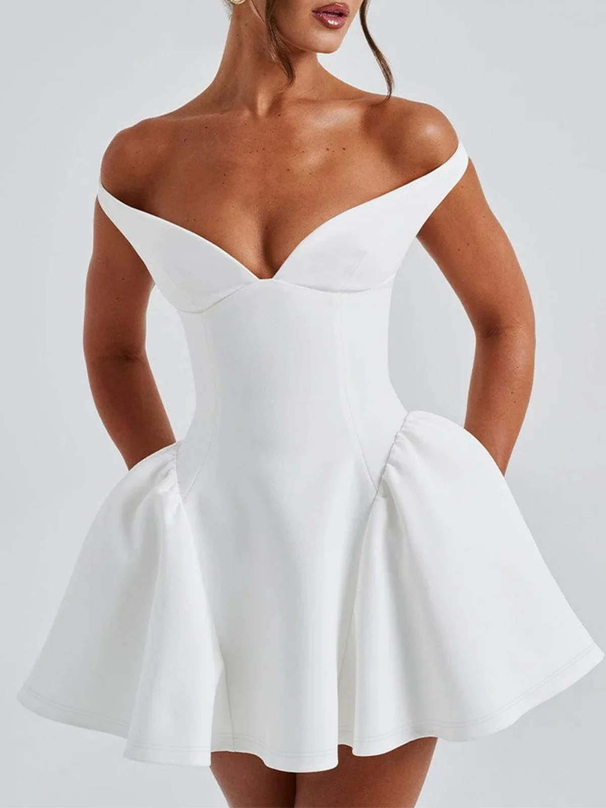 1970s Solid Off-Shoulder Deep V-Neck Skater Dress - Image 14