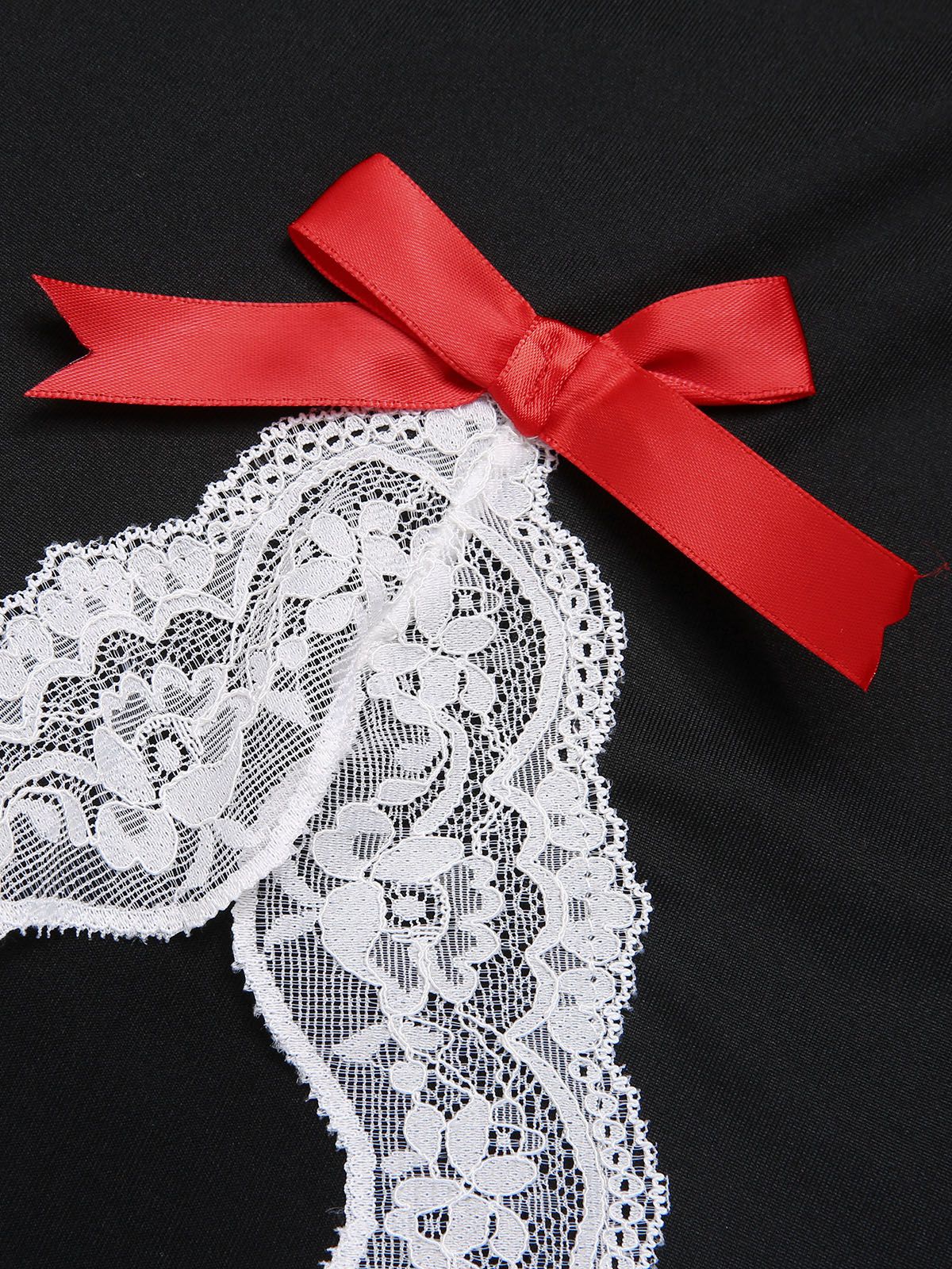 1970s Spaghetti Strap Bow Lace Patchwork Nightgown - Image 4