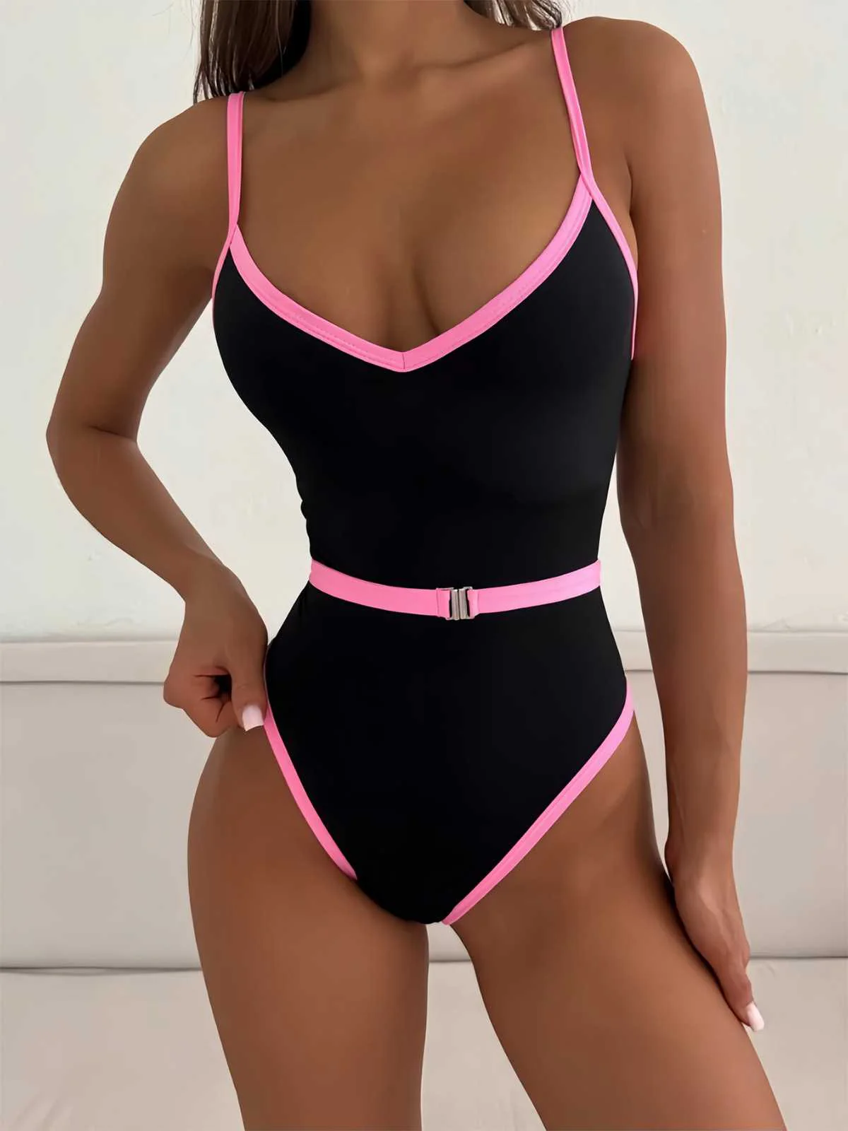 1980s Contrast Belted One-Piece Swimsuit - Image 4