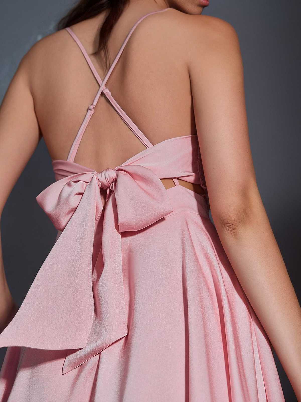 1980s Sequined Backless V-Neck Halter Dress - Image 4