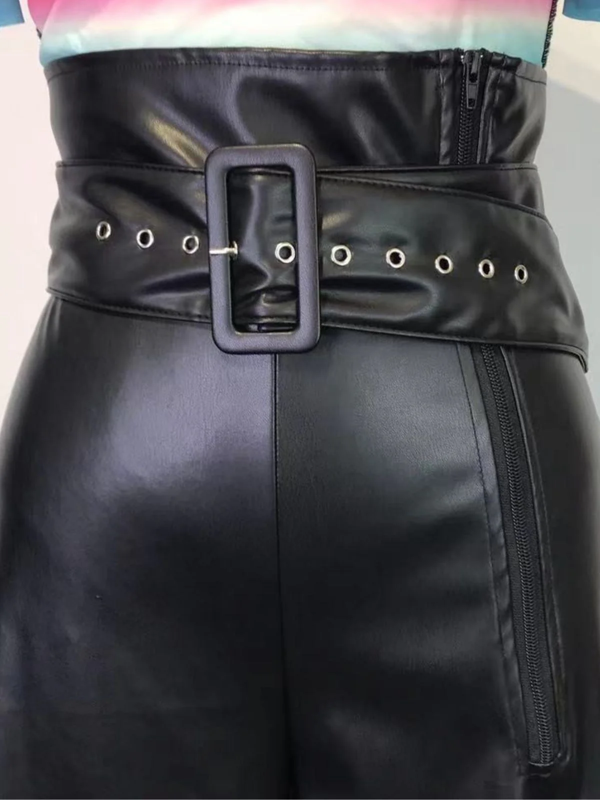 1980s Solid PU Leather Belted Wide-Leg Pants - Image 5
