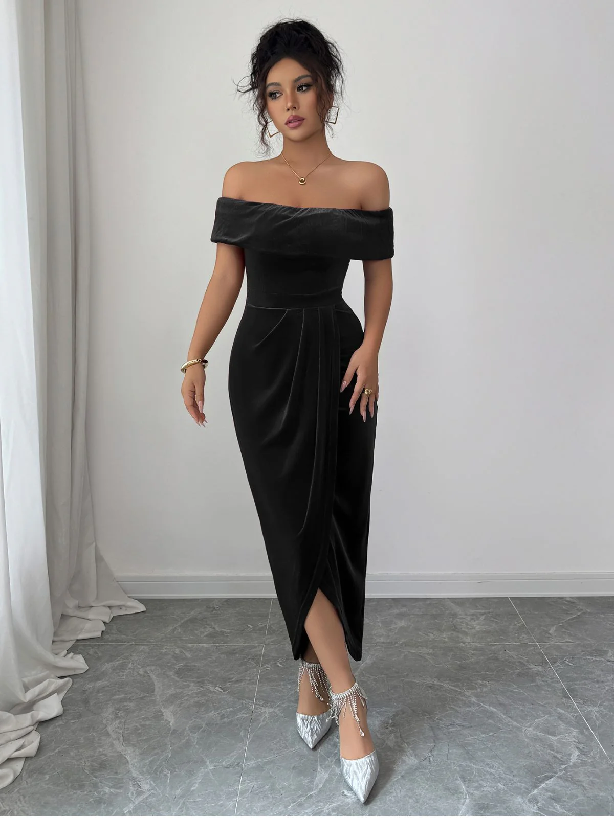 1980s Solid Velvet Off-Shoulder Midi Dress - Image 16